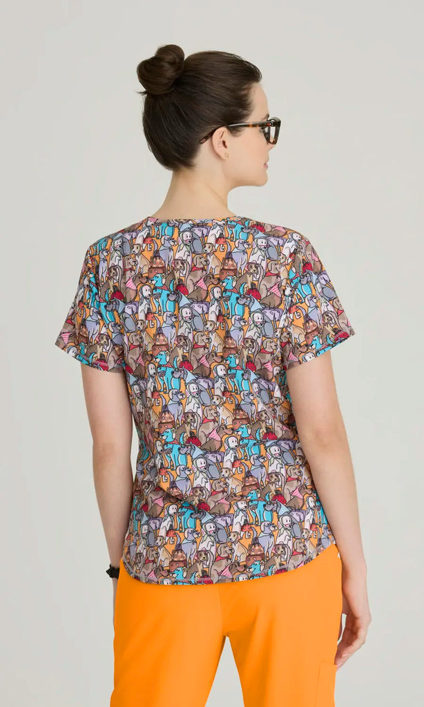 Skechers by Barco Scrubs Women's Essence Top Travel Retrievers | scrub-supply.com