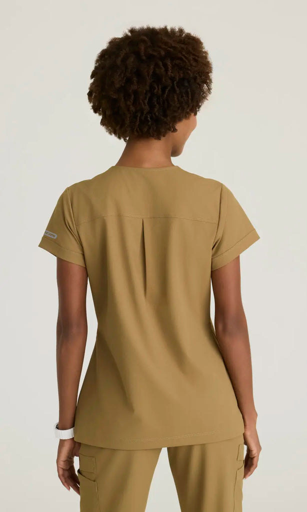 Skechers by Barco Scrubs Women's Trek Tuck-In Top Duffle | scrub-supply.com