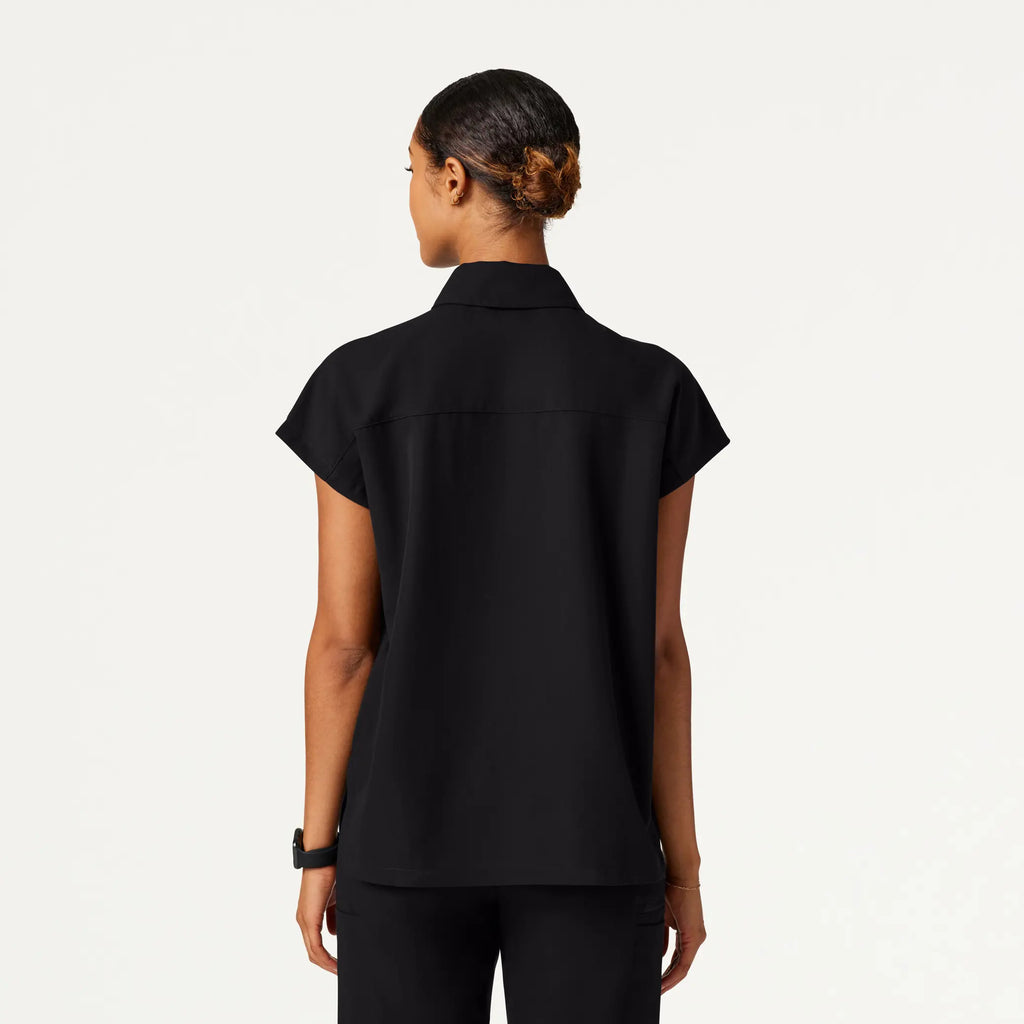 Jaanuu Scrubs Women's Acta Oversized 2-Pocket Scrub Top Black | scrub-supply.com