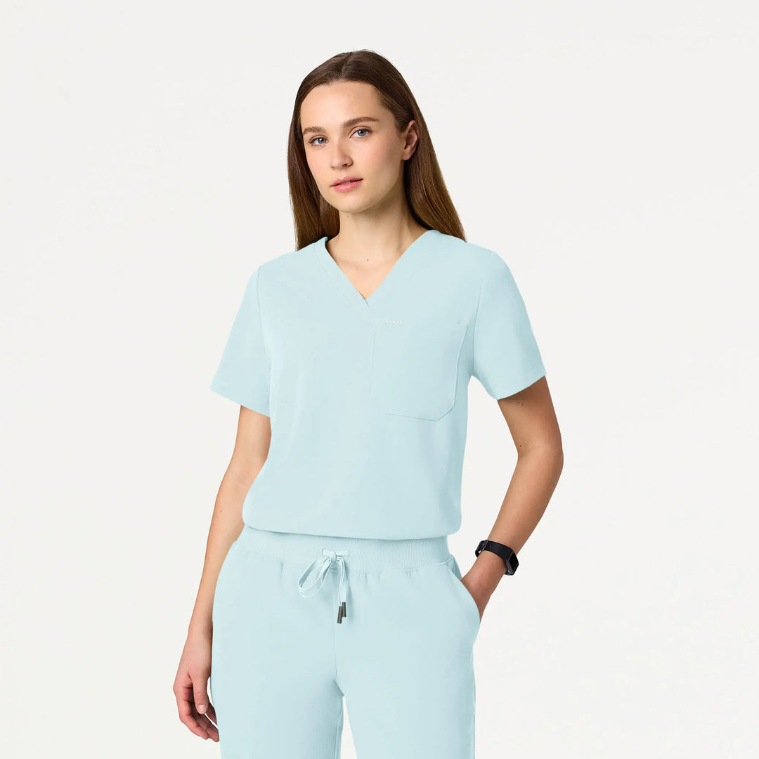Jaanuu Scrubs Women's Rhena Slim 1-Pocket Scrub Top Sky Blue | scrub-supply.com