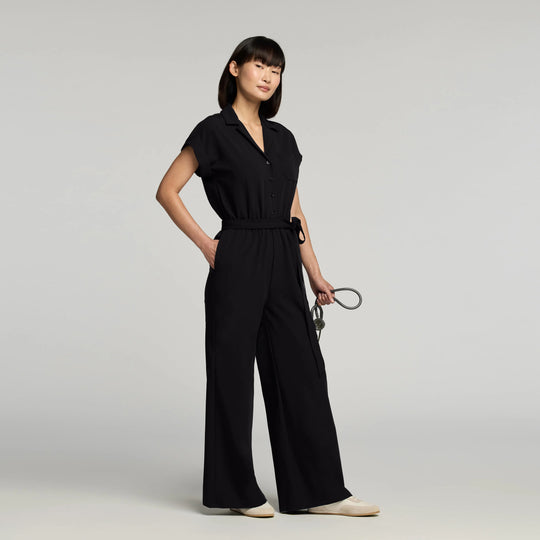 Jaanuu Scrubs Women's The Wide-Leg Scrub Jumpsuit Black | scrub-supply.com