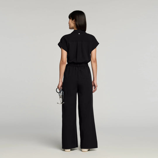 Jaanuu Scrubs Women's The Wide-Leg Scrub Jumpsuit Black | scrub-supply.com