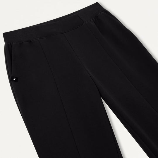 Jaanuu Scrubs Women's Willow Slim High Waisted Scrub Jogger Black | scrub-supply.com