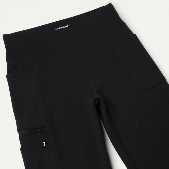 Jaanuu Scrubs Women's Perri ULTRAsoft Yoga Scrub Pant Black | scrub-supply.com