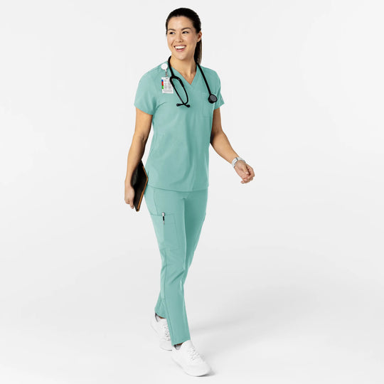 Wink Scrubs Women's W123 Flex-n-Reach V-Neck Scrub Top Turquoise | scrub-supply.com