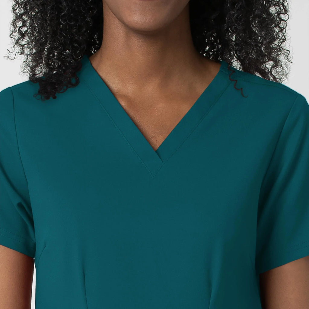 Wink Scrubs Women's Fitted 3-Pocket V-Neck Scrub Top Caribbean Blue | scrub-supply.com