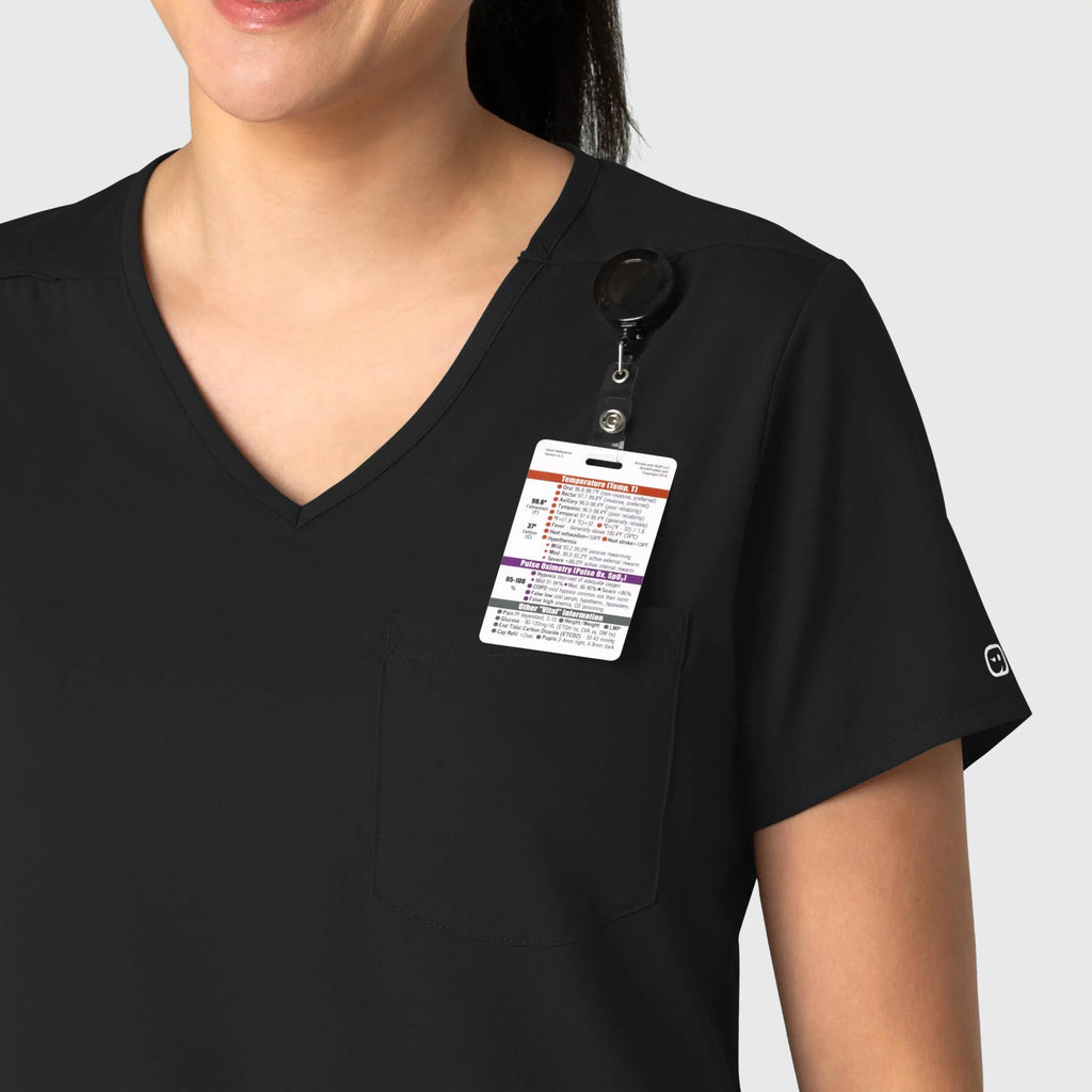 Wink Scrubs Women's Tuck-In Scrub Top Black | scrub-supply.com