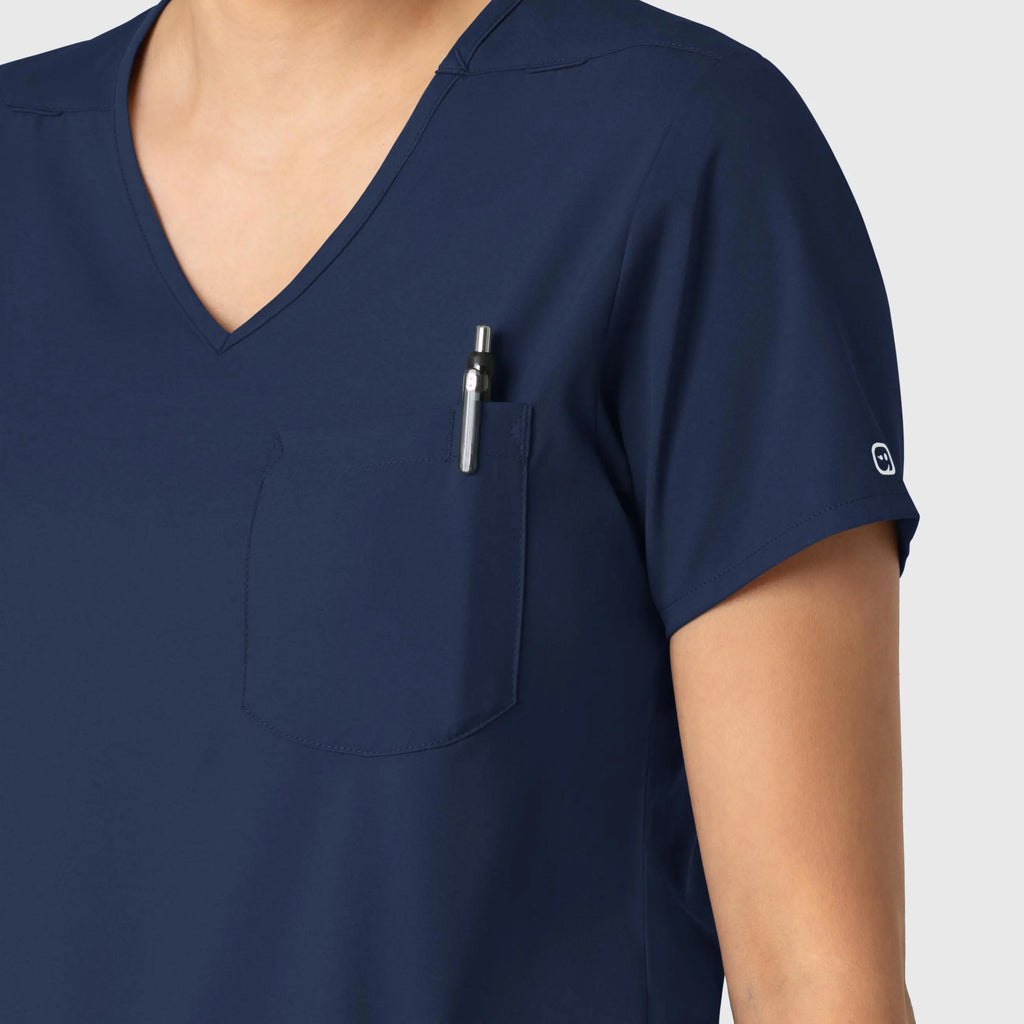 Wink Scrubs Women's Tuck-In Scrub Top Navy | scrub-supply.com