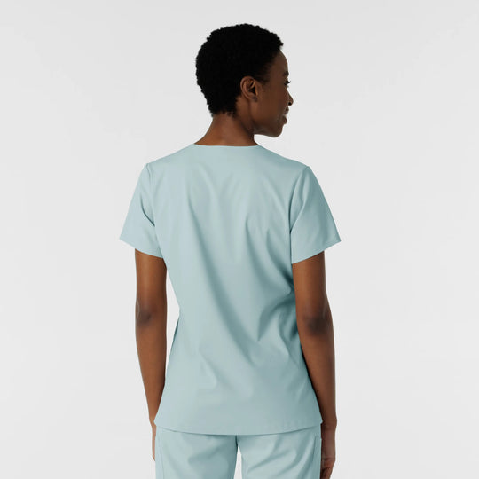 Wink Scrubs Women's Tuck-In Scrub Top Sky Blue | scrub-supply.com