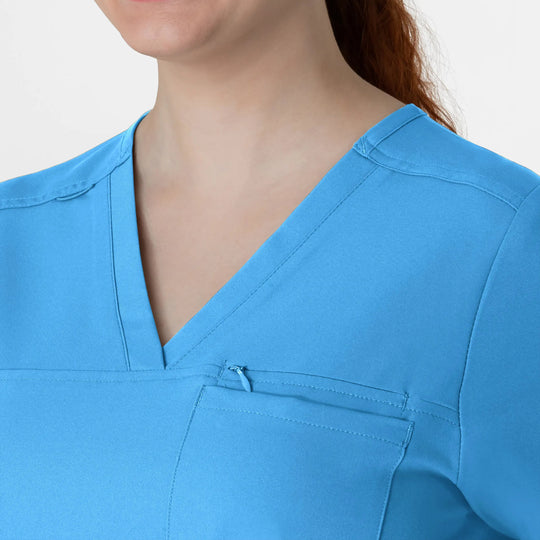 Wink Scrubs Women's Thrive V-Neck Tuck-In Scrub Top Malibu Blue | scrub-supply.com