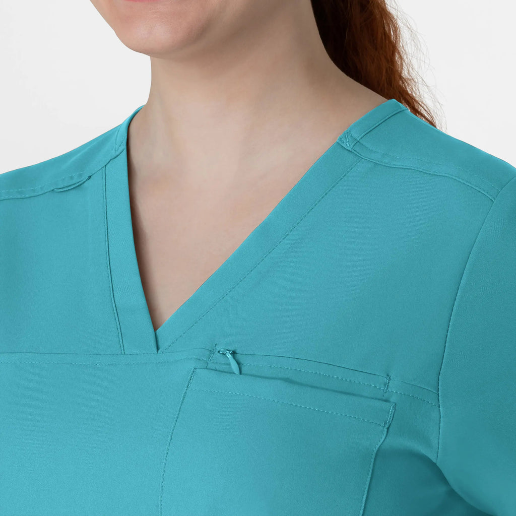 Wink Scrubs Women's Thrive V-Neck Tuck-In Scrub Top Teal | scrub-supply.com