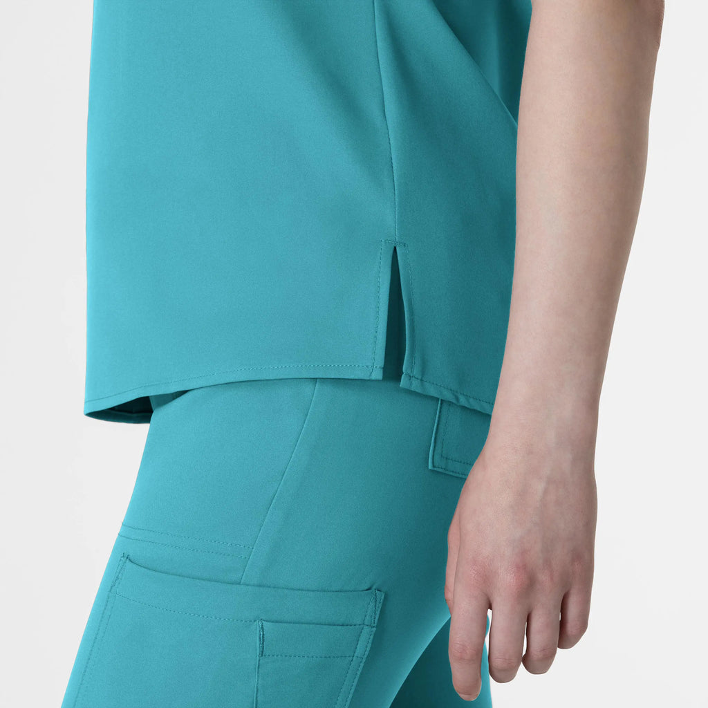 Wink Scrubs Women's Thrive V-Neck Tuck-In Scrub Top Teal | scrub-supply.com