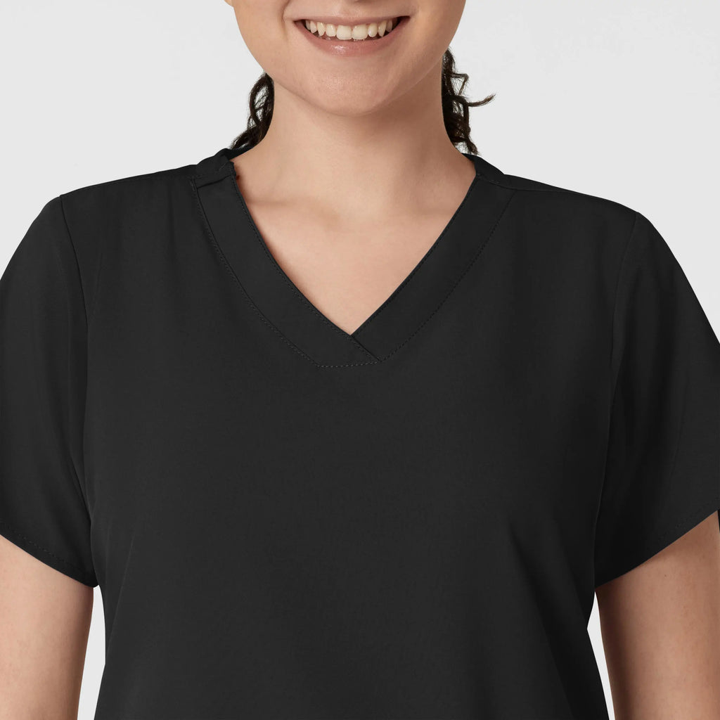 Wink Scrubs Women's Basic V-Neck Scrub Top Black | scrub-supply.com