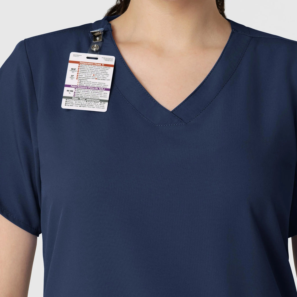 Wink Scrubs Women's Basic V-Neck Scrub Top Navy | scrub-supply.com