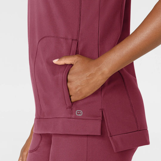 Wink Scrubs Women's Knit Flex-n-Reach Crew Neck Scrub Top Carnation | scrub-supply.com