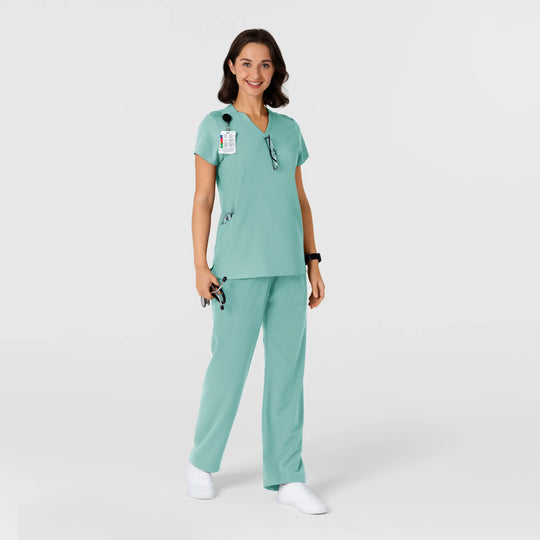Wink Scrubs Women's Flex-n-Reach Shoulder Panel V-Neck Scrub Top Turquoise | scrub-supply.com