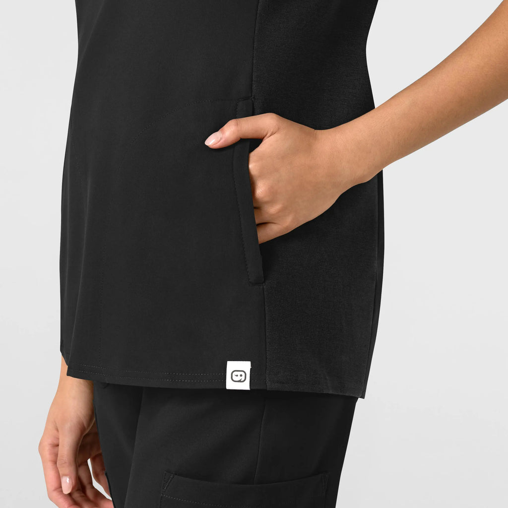 Wink Scrubs Women's Thrive Flex-n-Reach V-Neck Scrub Top Black | scrub-supply.com