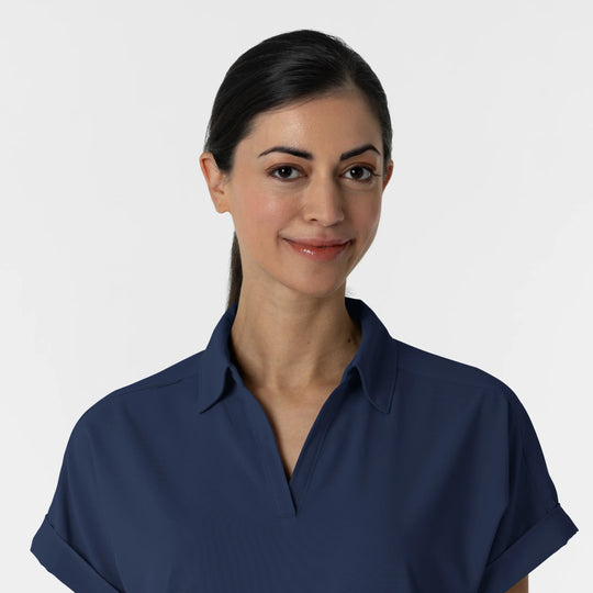 Wink Scrubs Women’s Flex-n-Reach Collared Scrub Top Navy | scrub-supply.com