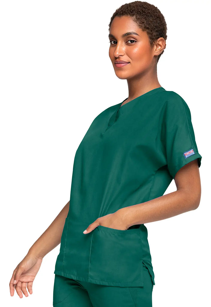 Cherokee Scrubs Women's 3-Pocket V-Neck Top Hunter Green | scrub-supply.com