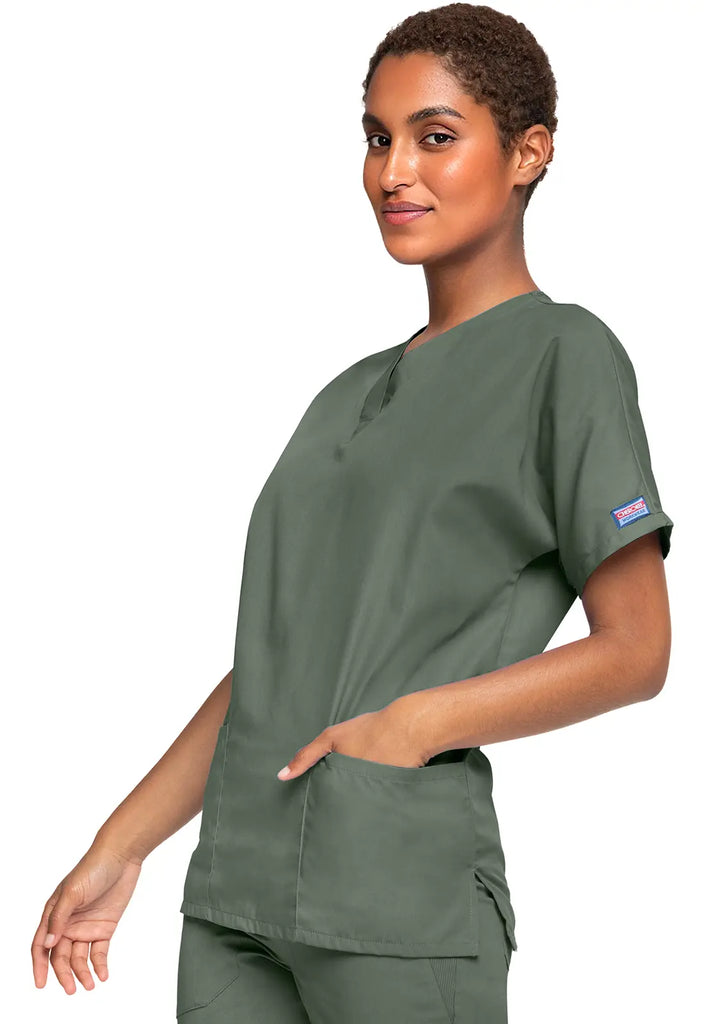 Cherokee Scrubs Women's 3-Pocket V-Neck Top Olive | scrub-supply.com