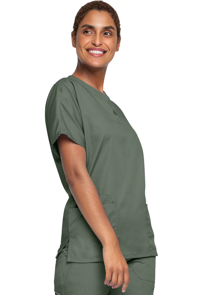 Cherokee Scrubs Women's 3-Pocket V-Neck Top Olive | scrub-supply.com