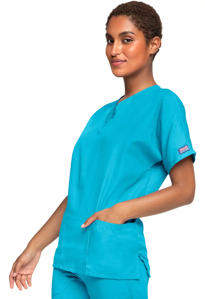 Cherokee Scrubs Women's 3-Pocket V-Neck Top Turquoise | scrub-supply.com