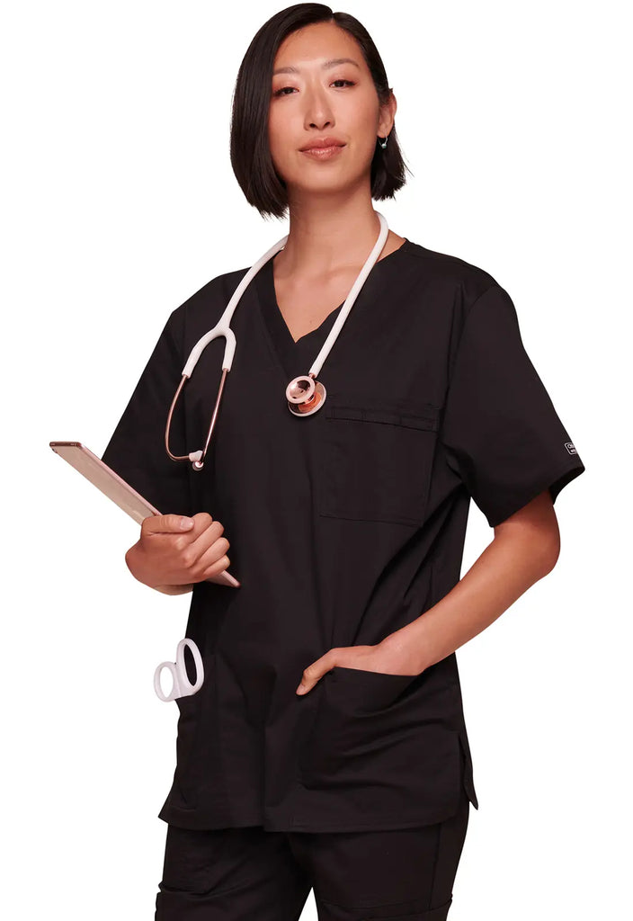 Cherokee Scrubs Unisex 4-pocket V-Neck Top Black | scrub-supply.com