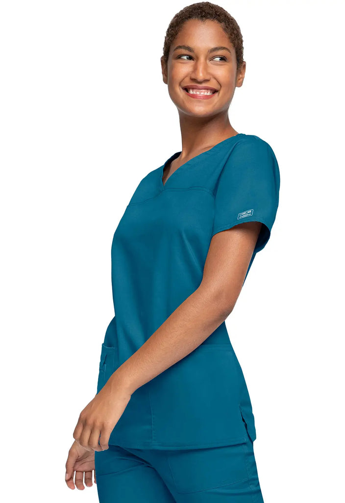 Cherokee Scrubs Women's Stretch 3-Pocket V-Neck Top Caribbean Blue | scrub-supply.com