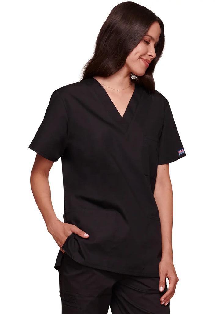 Cherokee Scrubs 3-pocket Unisex V-Neck Top Black | scrub-supply.com