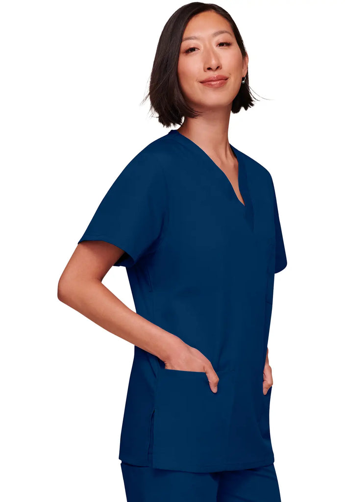 Cherokee Scrubs Unisex 3-pocket V-Neck Top Navy | scrub-supply.com