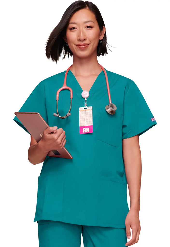 Cherokee Scrubs Unisex 3-pocket V-Neck Top Teal | scrub-supply.com