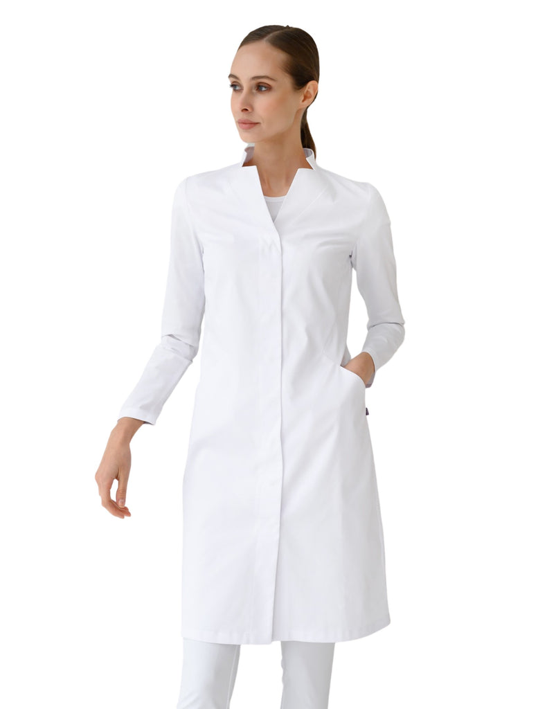 Treat in Style Women's Minimalistic Lab Coat White - LK2055-0100-3-50 by scrub-supply.com