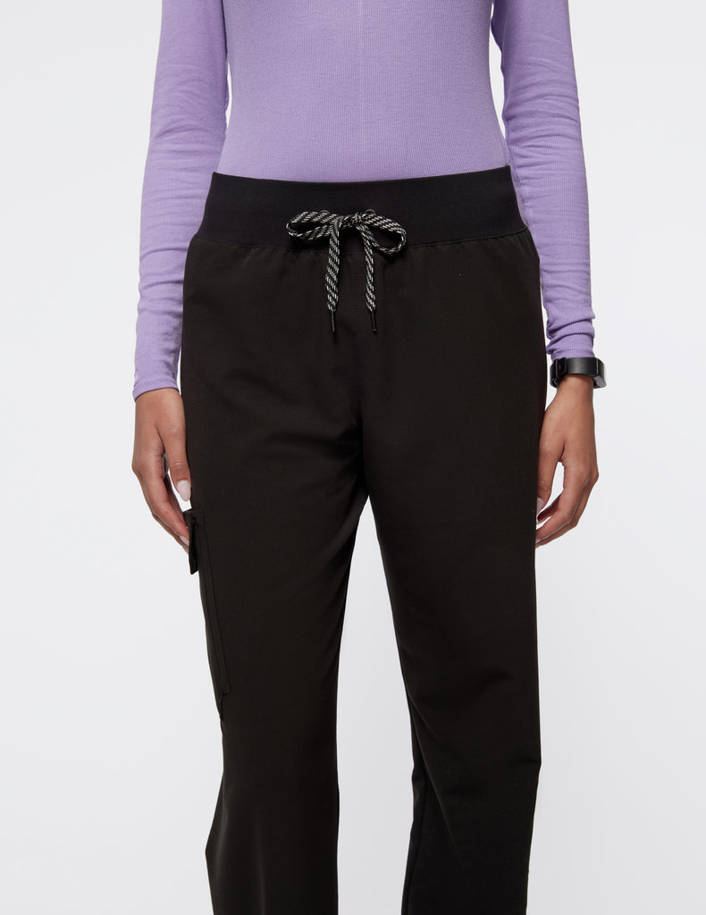 Jaanuu Women's 4-Pocket Relaxed Essential Pant Black -  by scrub-supply.com
